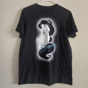 Disney Princess Jasmine t-shirt size medium